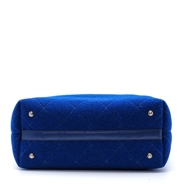 Chanel - Blue Quilted Felt Medium Shopping Bag